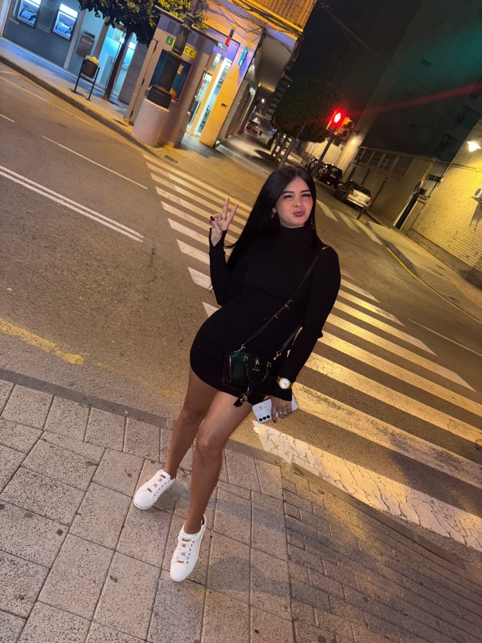 Grupo de amigas morbosas implicadasen carru