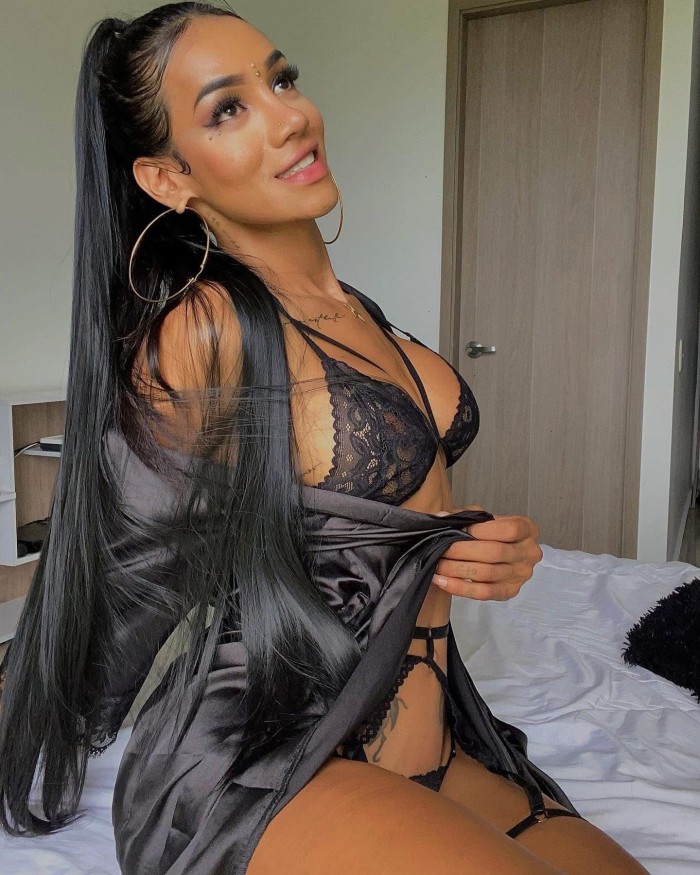 LAURA TRANS – TODO TIPO DE FIESTAS PRIVADAS Y MUCHO MAS