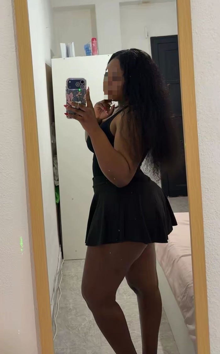 MORENA DIVINA CON GANAS DE FIESTA Y PLACER