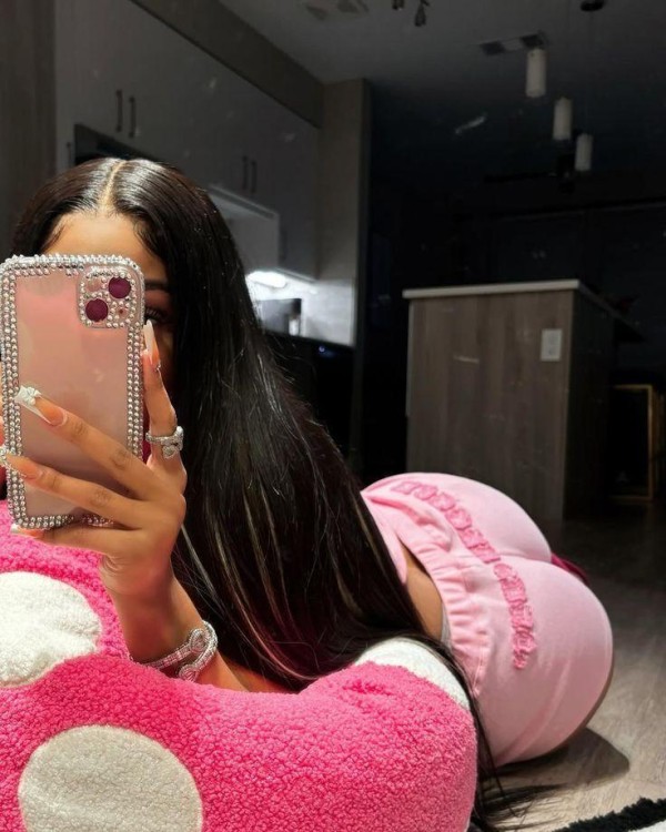 JOVENCITA FIESTERA COLOMBIANA EN MATARO 24H