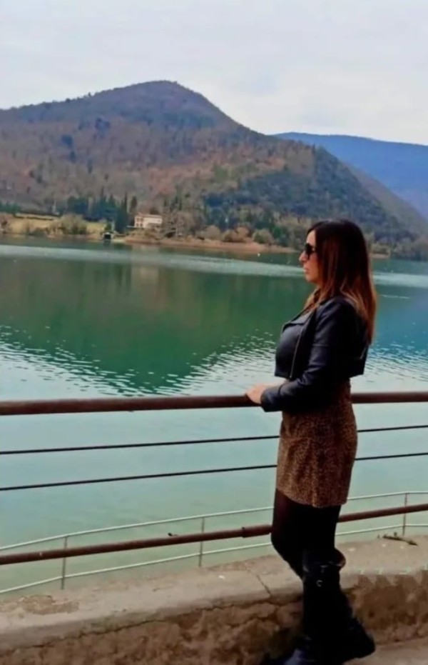 Excelentes masajes !! Madurita muy elegante!!