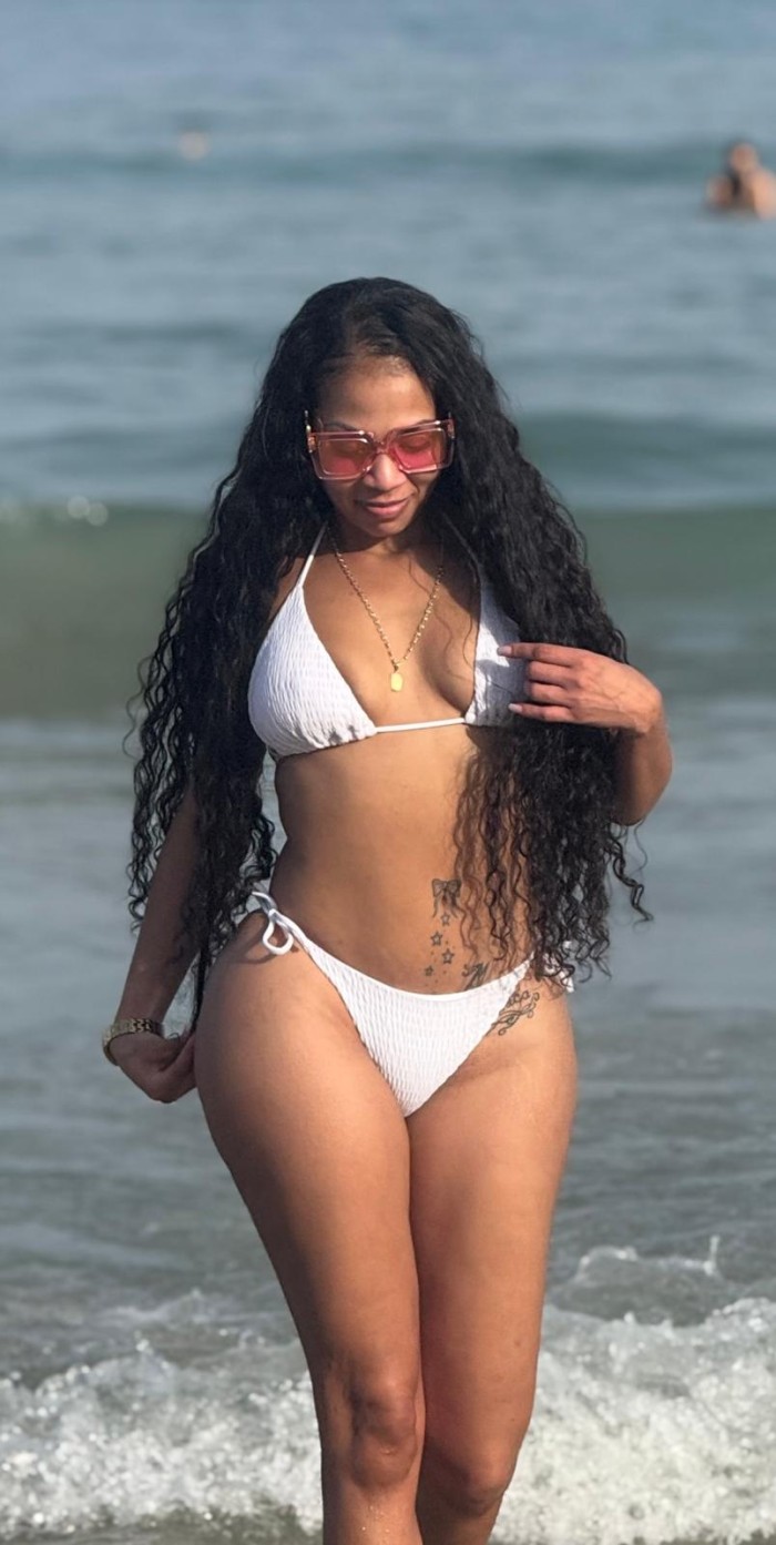 chica caliente adicta al sexo