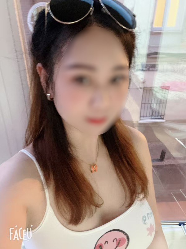 JÓVENES ASIÁTICAS NUEVAS EN PARLA 24H