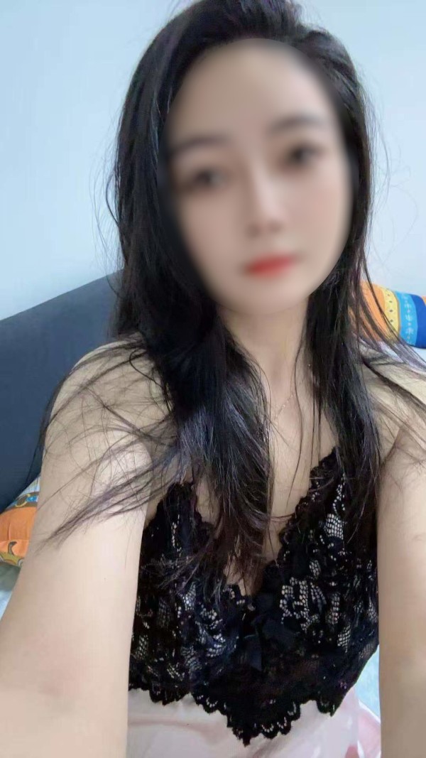 JÓVENES ASIÁTICAS NUEVAS EN PARLA 24H