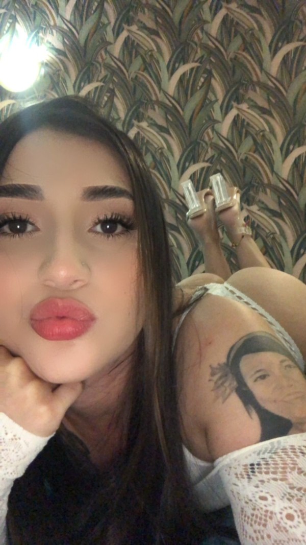 NATALIA DUBLIN 12 ..LAS BANDERAS LUJO Y CONFORT