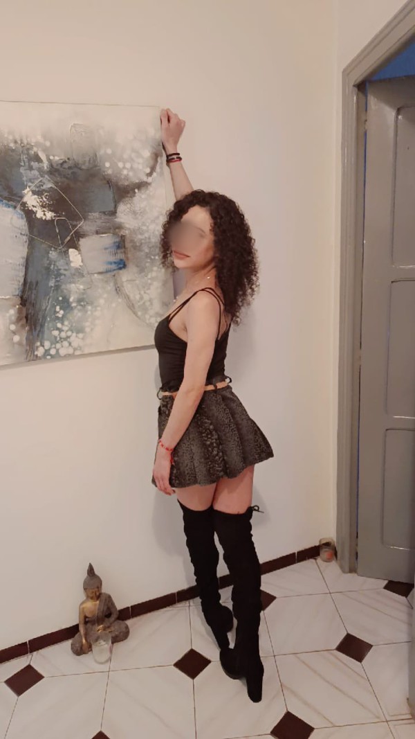 Pasional y muy guapa! lujo a tu alcance