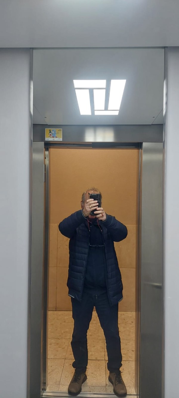 Hombre buscando amiga