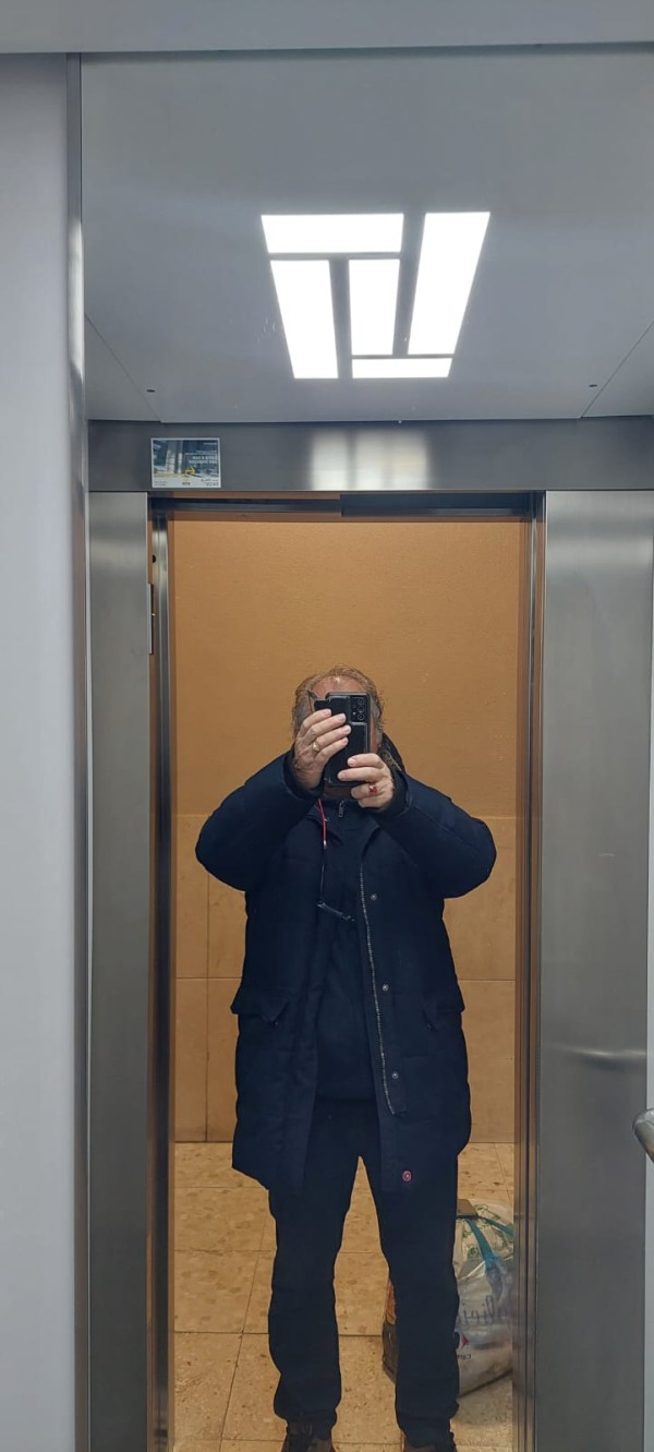 Hombre buscando amiga