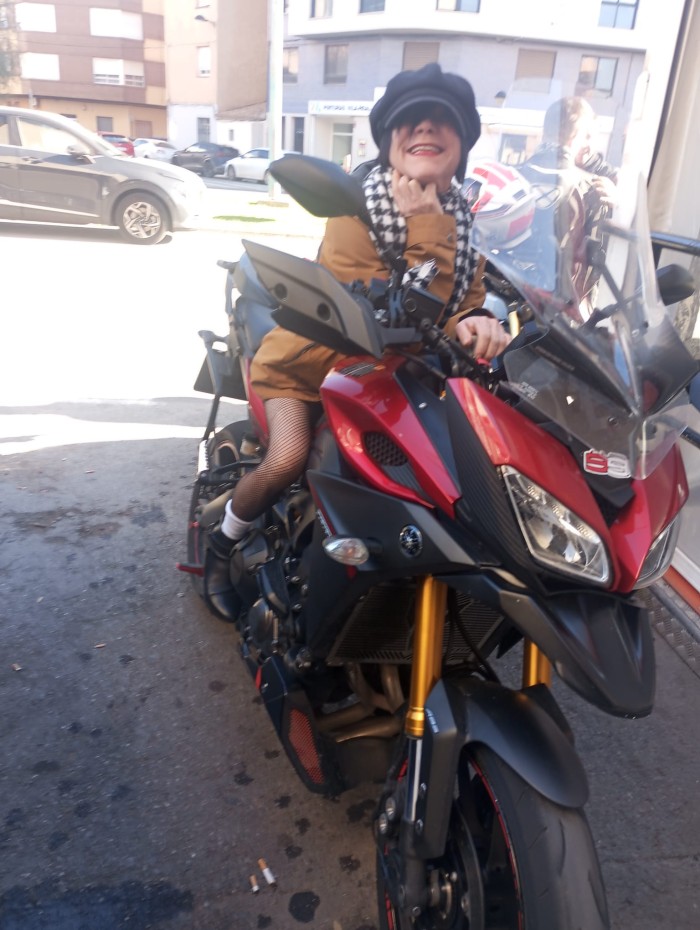 MADURITA EXOTICA Y BELLA PARA DARTE PLACER!