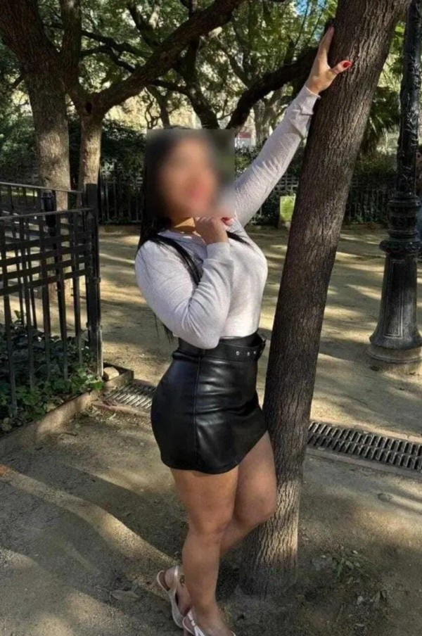 NAOMI,UNA MUJER QUE NO ES PARA CUALQUIERA, SOLO PARA CABALLEROS EXIGENTES