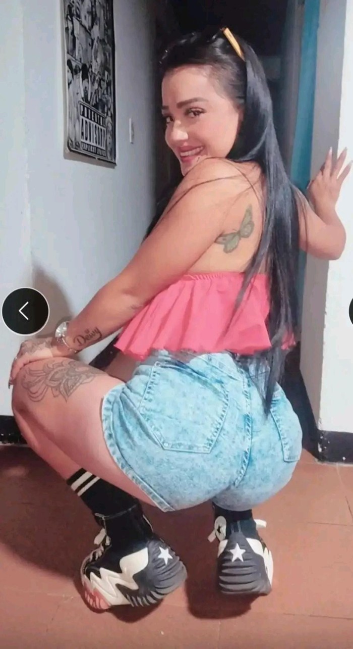 COLOMBIANA DULZURA, MIRADA QUE INVITA A PERDERSE