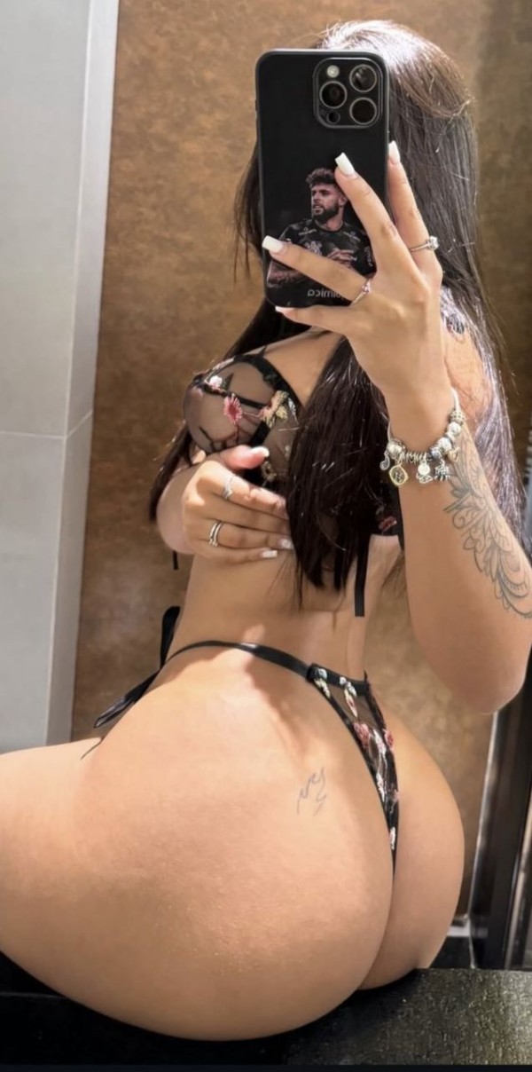 Recién llegada fiestera a tope 63109650