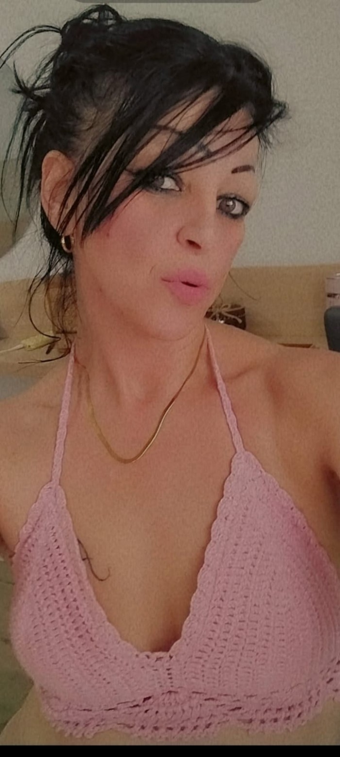 LUCIA ESPAÑOLA MUY CACHONDA PARTICULAR 24H FIESTER