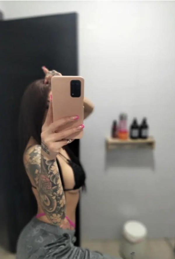 VICIOSA ESPAÑOLA UNIVERSITARIA PRIMERA VEZ EN ESTE