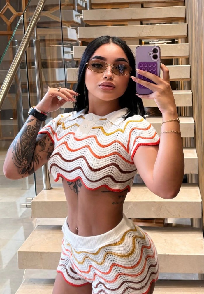 TU COMPAÑIA MAS ESPECIAL, JOVENCITA PRECIOSA