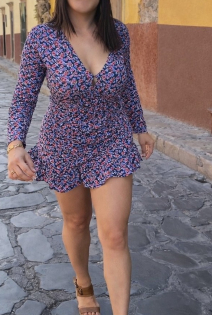 MADURA ELEGANTE MASAJE TÁNTRICO DESPLAZO PARTICULA