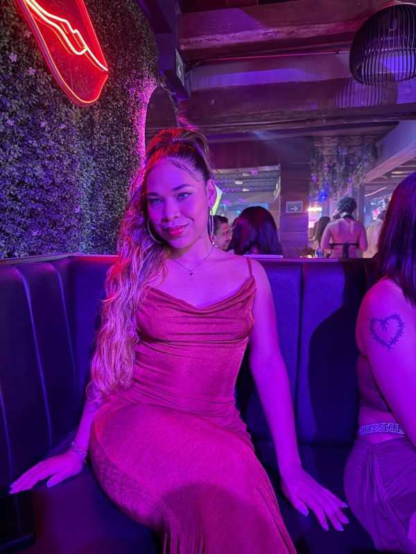 14 latinas en un chalet de lujo en Cabo Roig La Zenia Orihuela Costa