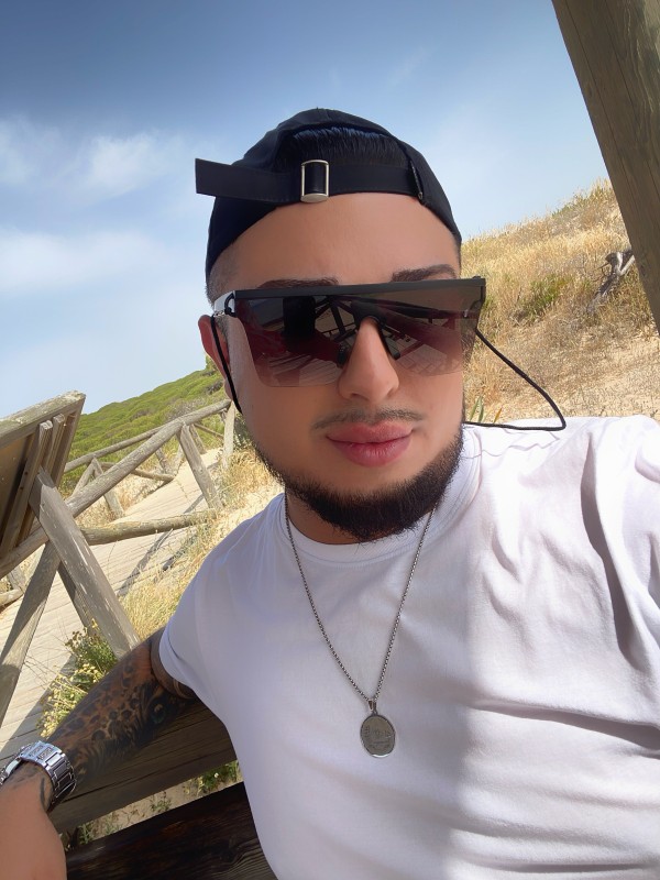 ¡¡ADRIAN GITANO ANDALUZ Y LECHERO EN JEREZ ESTOY DISPONIBLE 24H!!