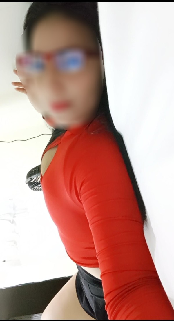 MARIANA COLOMBIANA UNA BOMBA  SENSUAL Y ARDIENTE