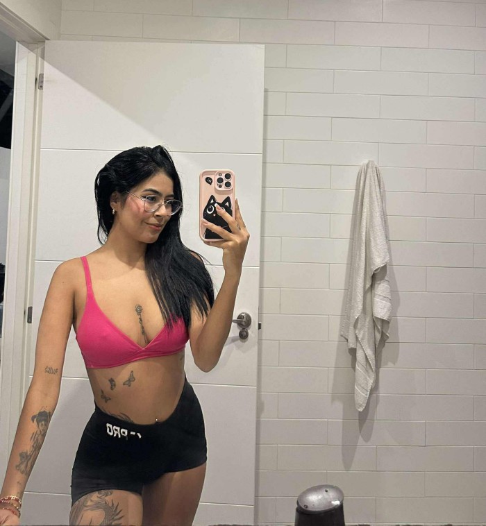 Sara guapísima 24hs disponible ya fiestera