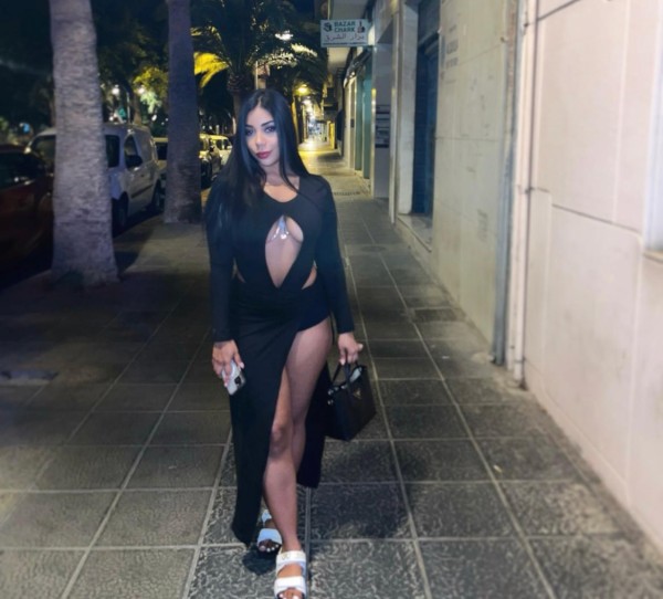 latin scort girls  a Champagne and Girls