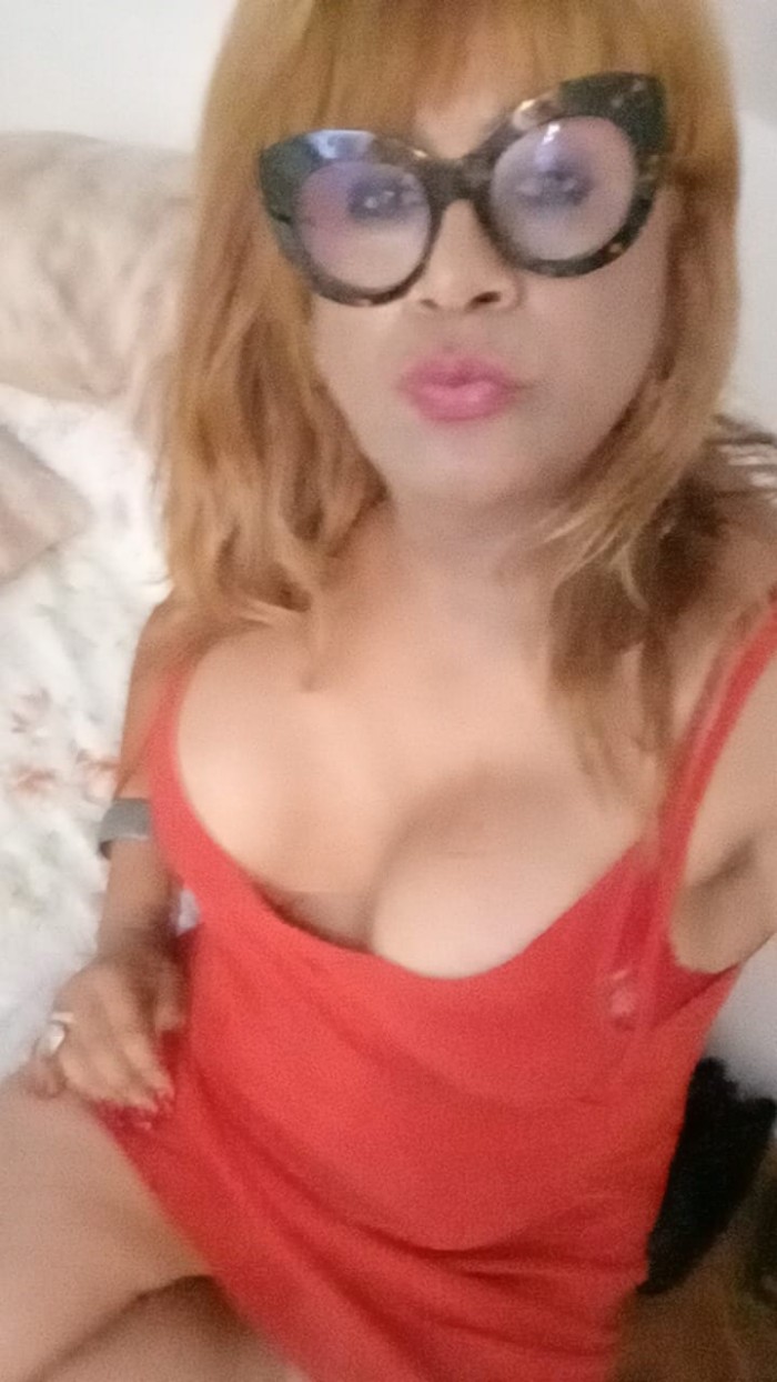 AUTENTICA TRANS RUBIA ESPAÑOLA MADURITA NOVEDAD