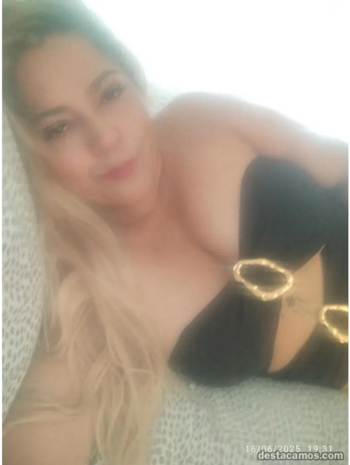 Rubia viciosa la reina del plazer en almrndralejo