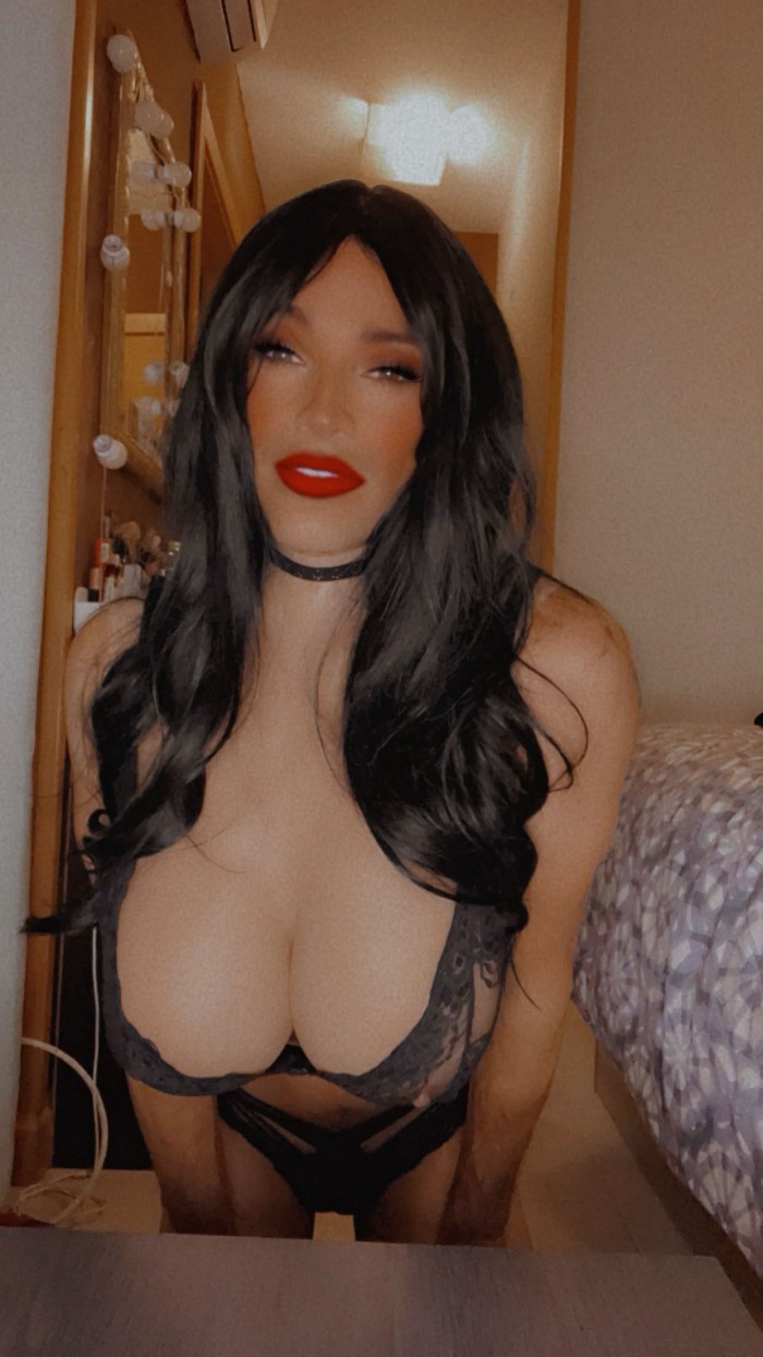 Vendo vídeos caseros muy calientes 2×15€, 3×20