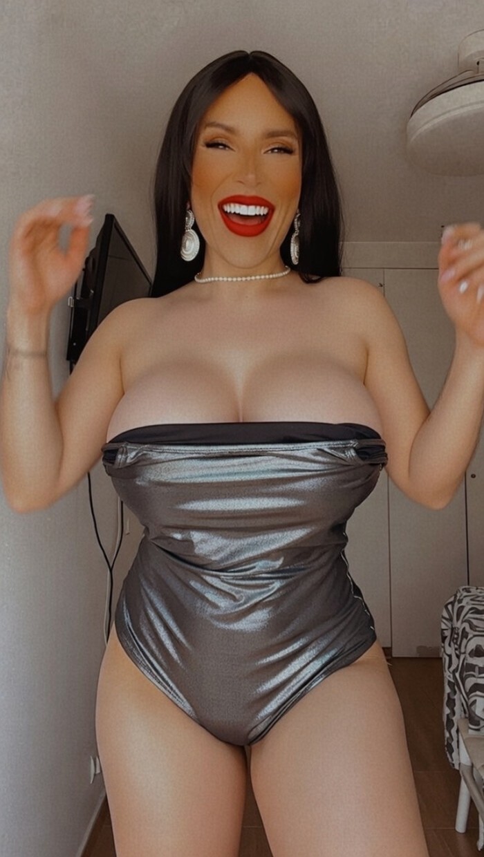 Vendo vídeos caseros muy calientes 2×15€, 3×20