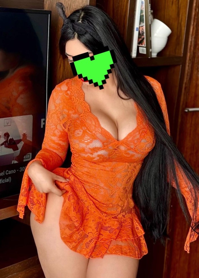 ANDREA CARIÑOSA MORBOSA IMPLICADISIMA! LEON CENTRO