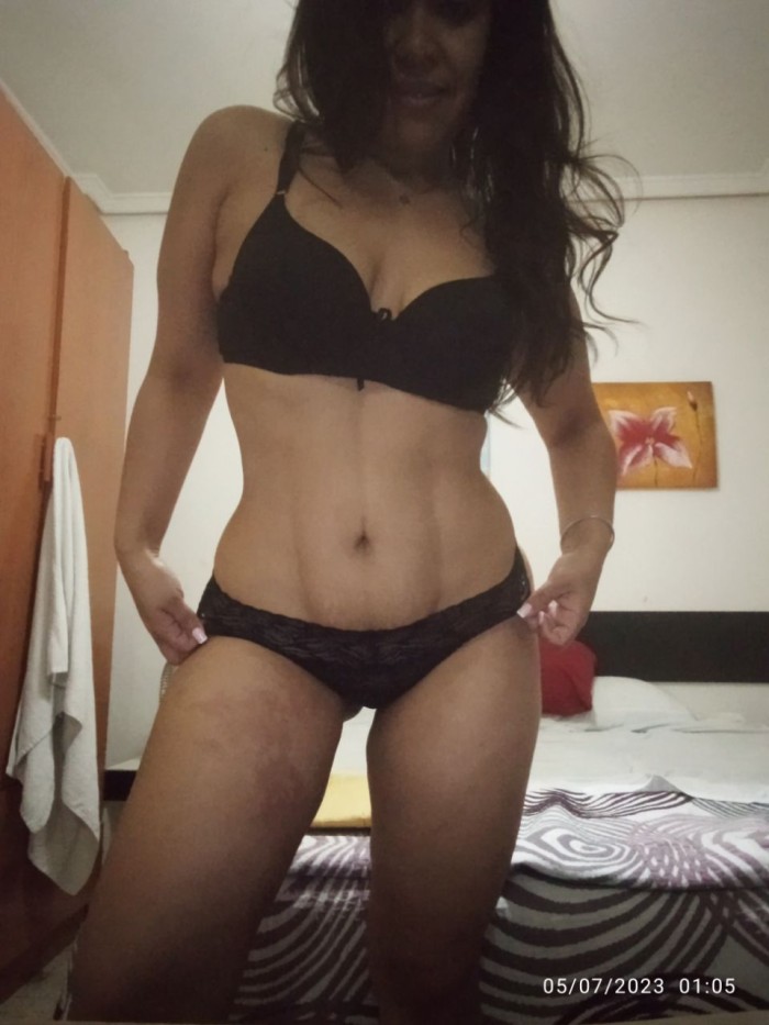 Dana venezolana novedad en Toledo cariñosa.
