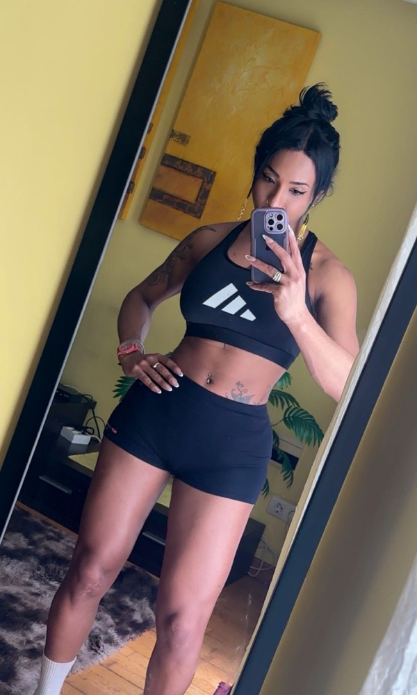 TRANS  BRASILEÑA ACTIVAZA  FIESTERA FOTOS ACTUALES VIVO SOLA