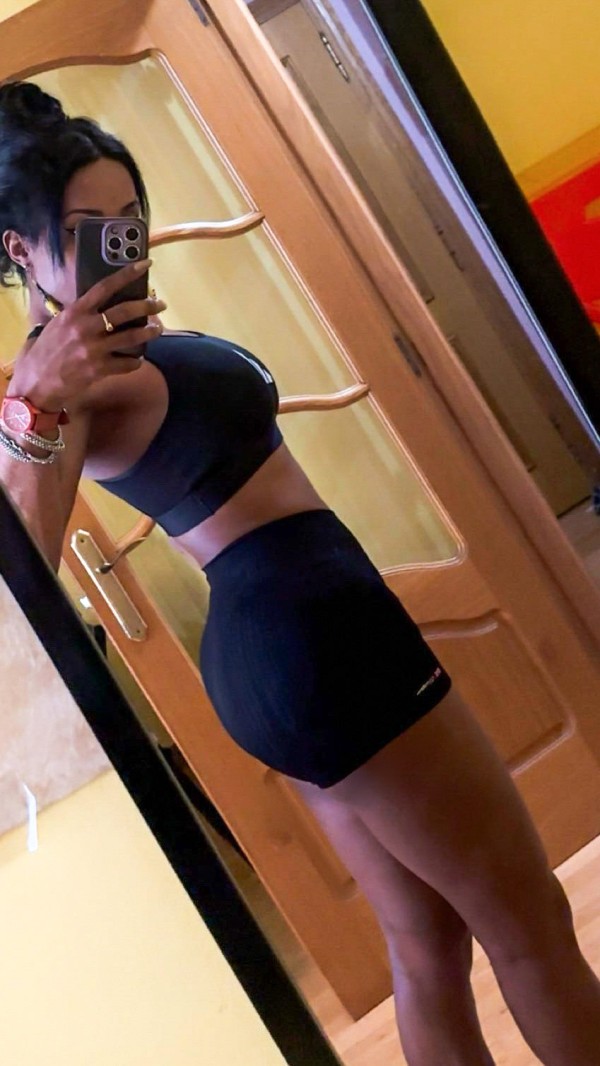 TRANS  BRASILEÑA ACTIVAZA  FIESTERA FOTOS ACTUALES VIVO SOLA