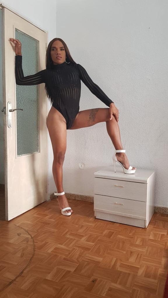 Chica trans colombiana en LEGANES