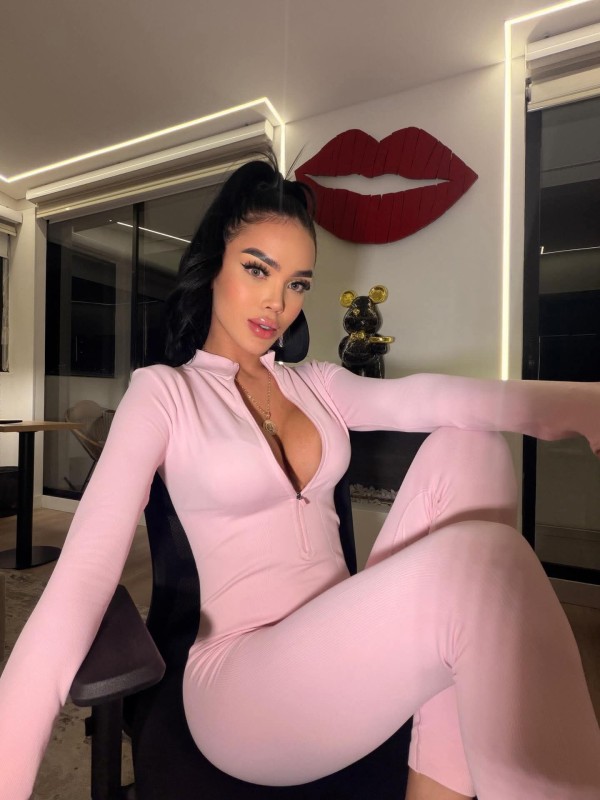 humana echa realidad, De paso en tu ciudad, hermos