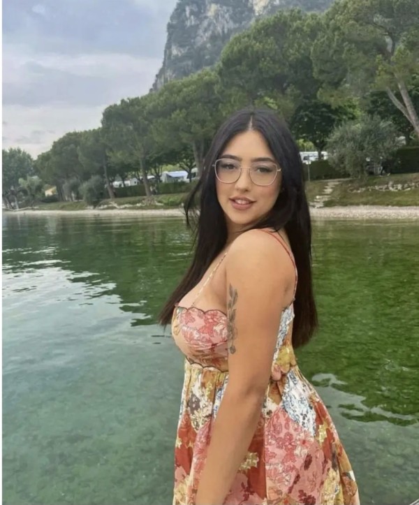 MUY CACHONDA FRANCÉS HASTA EL FINAL