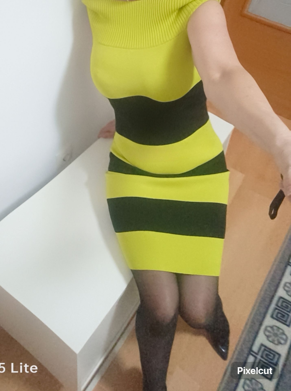 Novedad, ardiente y Caliente madurita