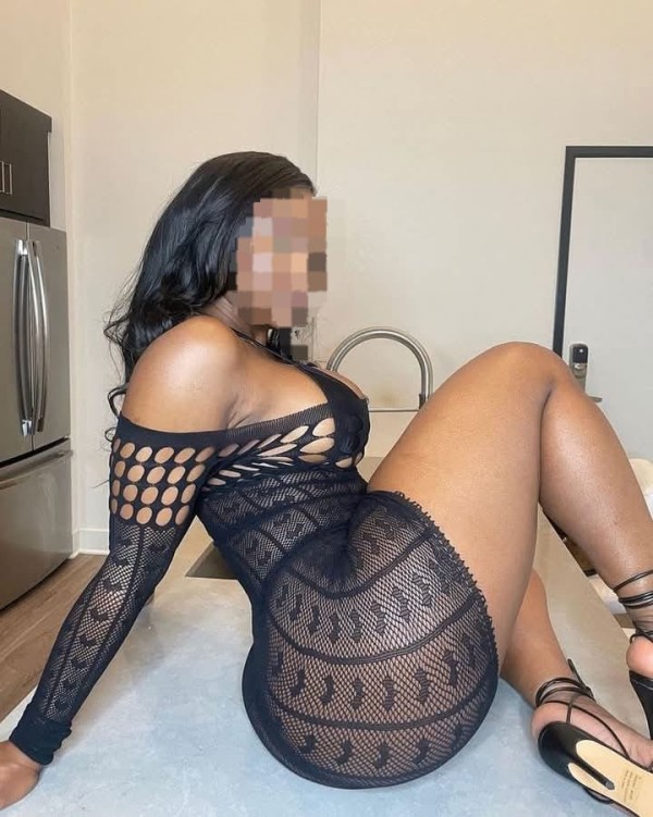 SENSUAL ARDIENTE ENAMORADA SEXO ADICTIVO