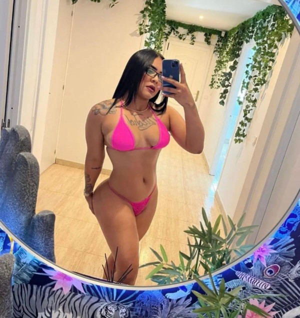 Lina venezolana disponible en Madrid puente Vallecas fiestera guarra