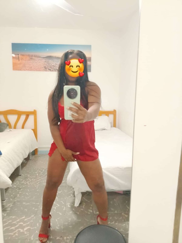 ALEXA COLOMBIANA EN CAMAS