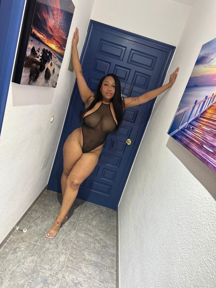 ENCANTADORA SENSUAL ARDIENTE BOMBA DE SEXO