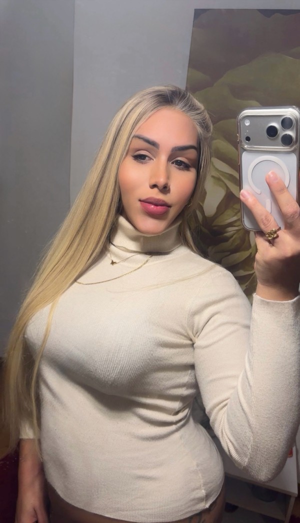 Ni puta Ni santa soy Lais la mas cachonda y lechera