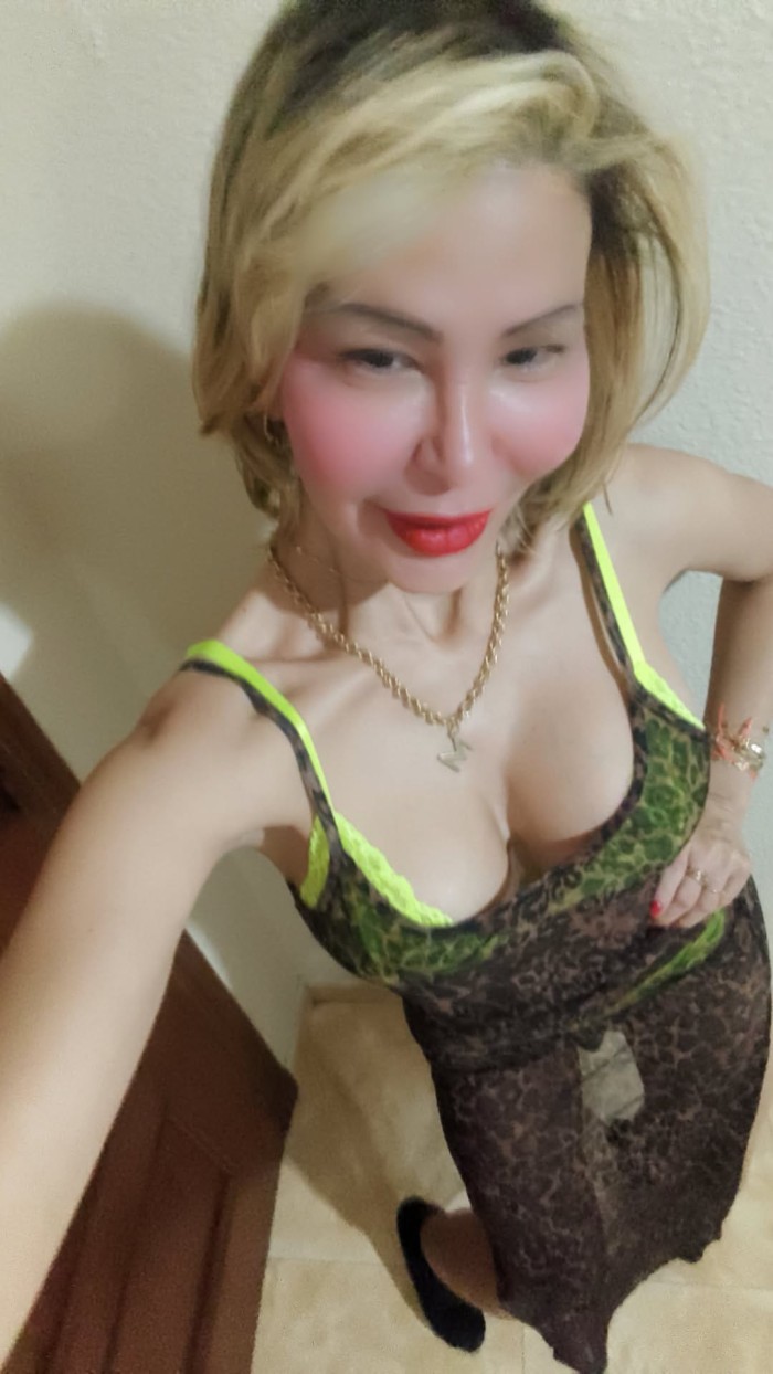 ALEJANDRA – LA DIOSA AZTECA QUE TE ROBA EL ALIENTO