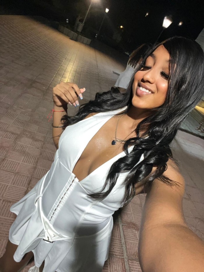 SOFIA, VENEZOLANA DULCE Y TRAVIESA 24H