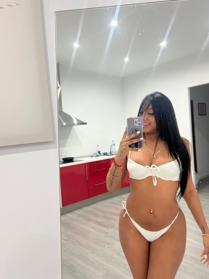 SOFIA, VENEZOLANA DULCE Y TRAVIESA 24H