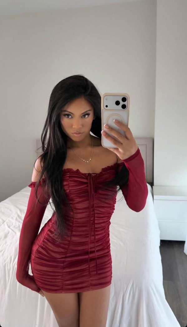 Cubana.. atrevida.. fuego puro