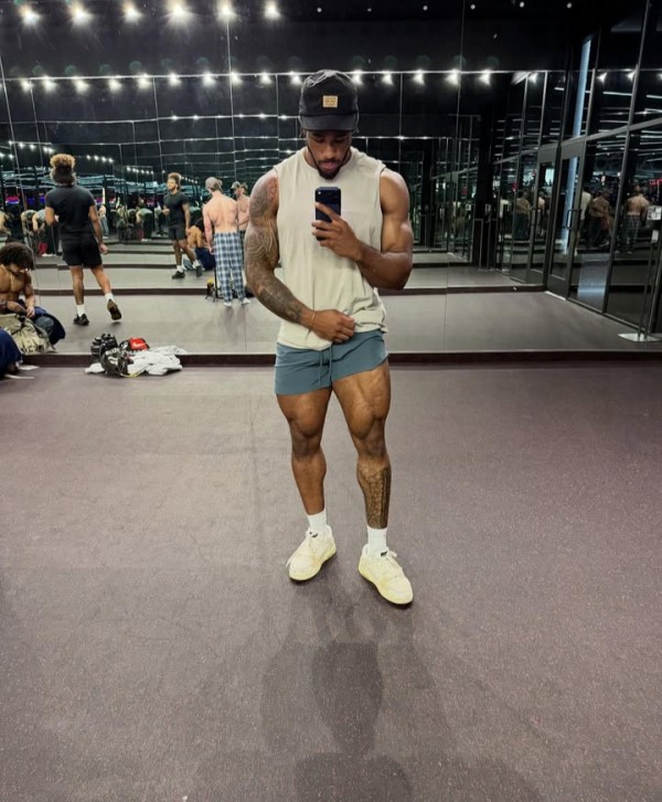 MASAJE RELAJANTE MUSCULAR Y TÁNTRICOS