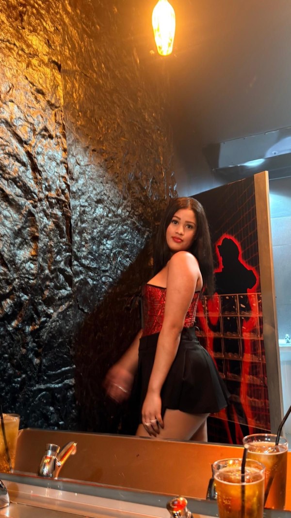 Guapa Disponible En Vigo.