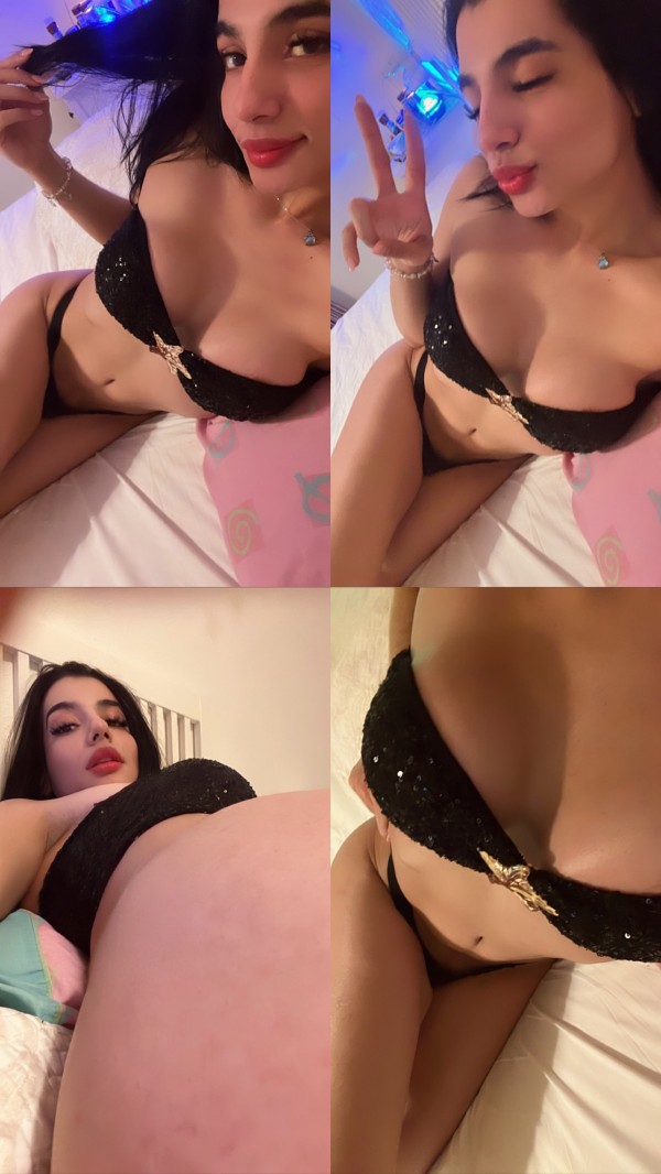 Hermosa latina caliente