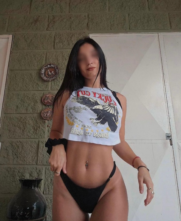 ENTREGADA CACHONDA LUJURIOSA COMPLACIENTE